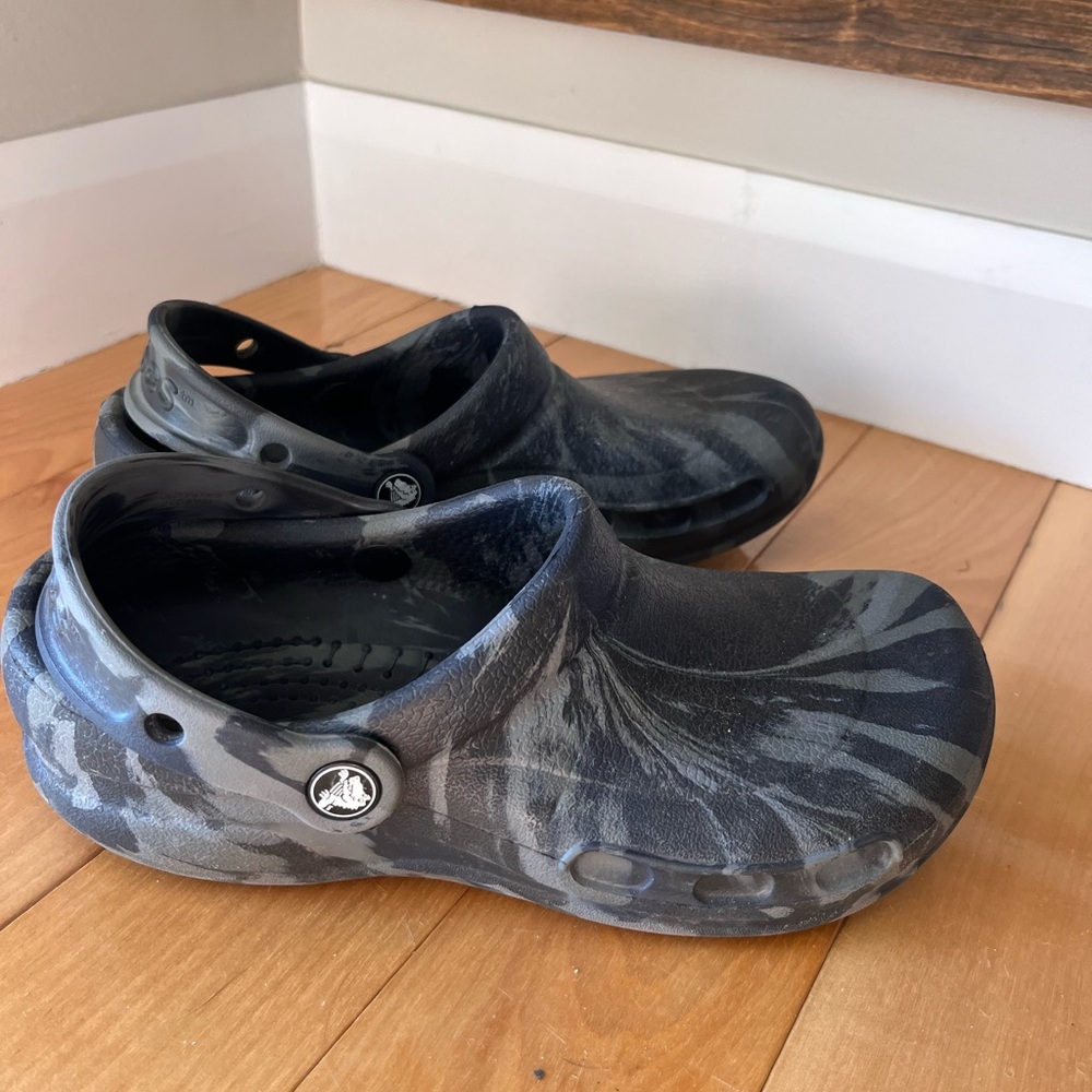 CROCS Black and Gray Slip-Resistant Clogs